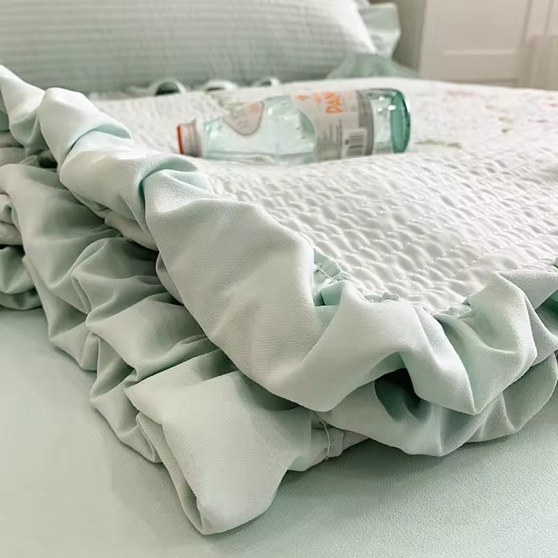 3 pc Korean Princess Ruffles Flowers Embroidery Summer Quilt Bedspread on the bed Quilt Air-conditioning Blanket Bedding Set