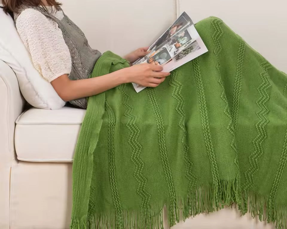 Battilo Christmas Plaid Throw Blanket for Bed Knit Throws With Tassel Sofa Blankets Green Lightweight Knitted Blanket Home Beddings