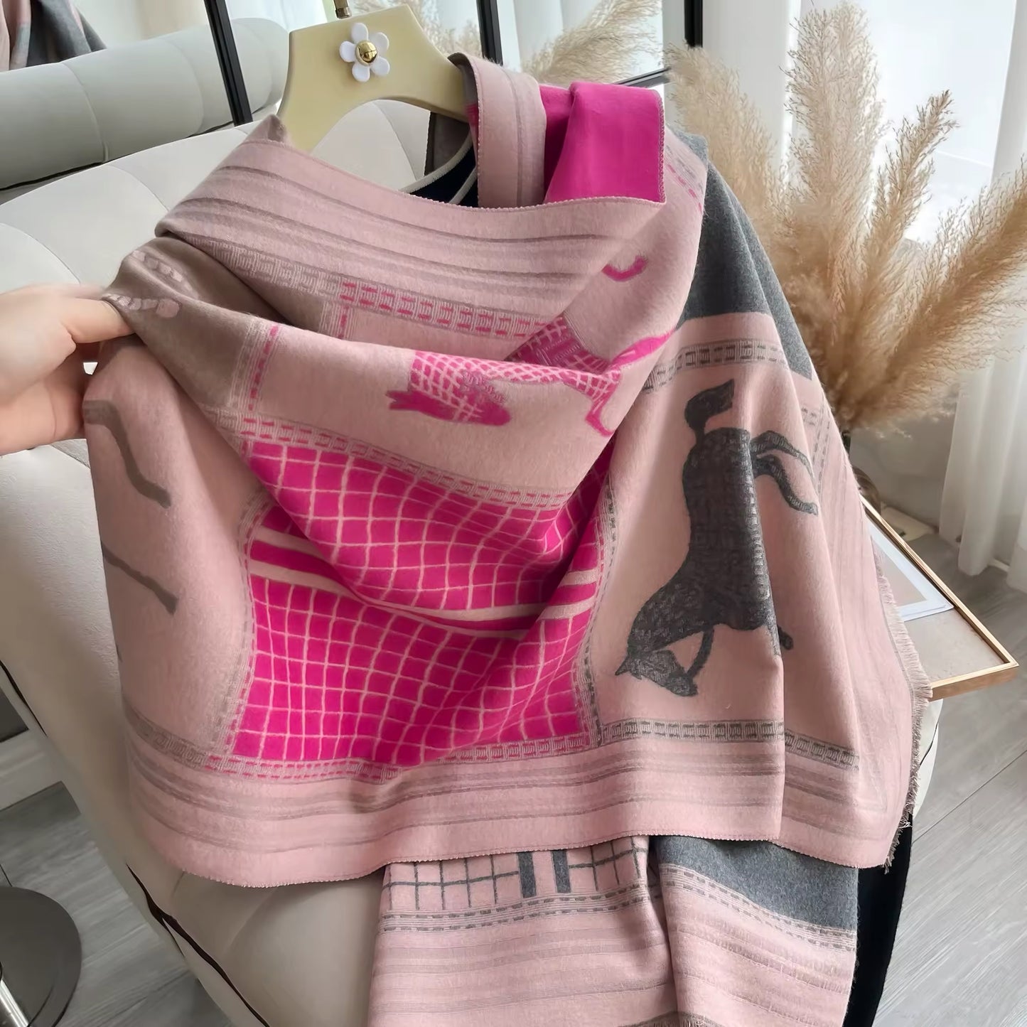 New Luxury Women Limited Edition Horse Design Cashmere Touch Scarf - Warm Fringe Pashmina Shawl Bufanda UK