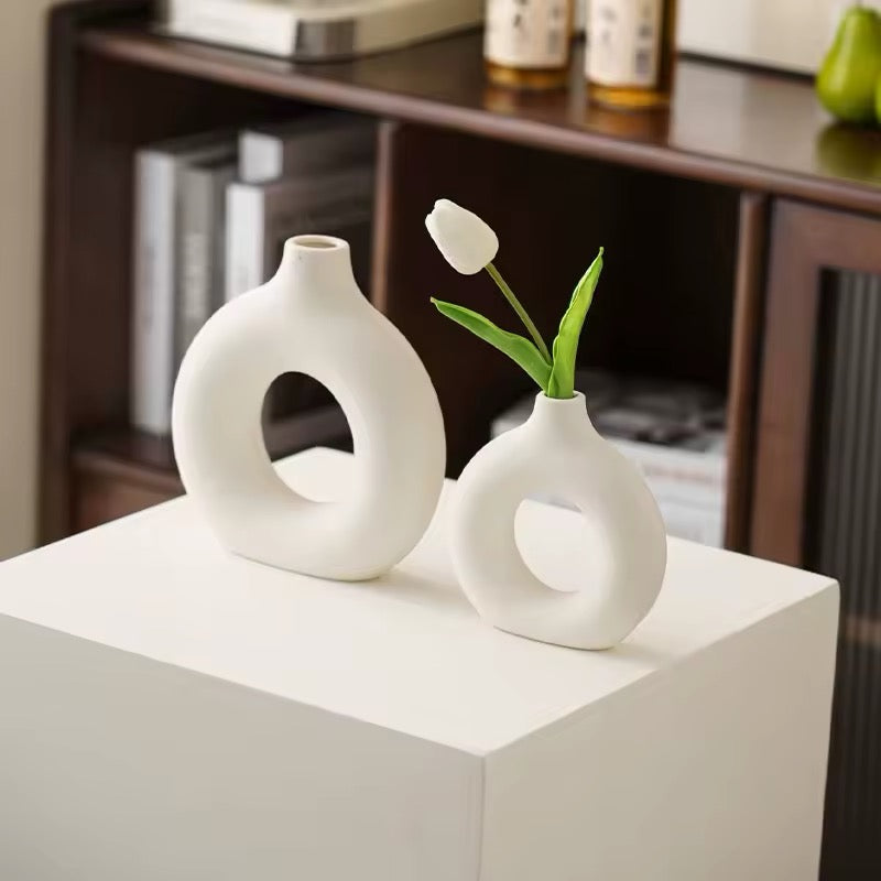 Imitation Ceramic Pure White Vase Decorative Vasen Single Branch Flower Arranging Ornament Donut Design Flowerpot Table Home Decor