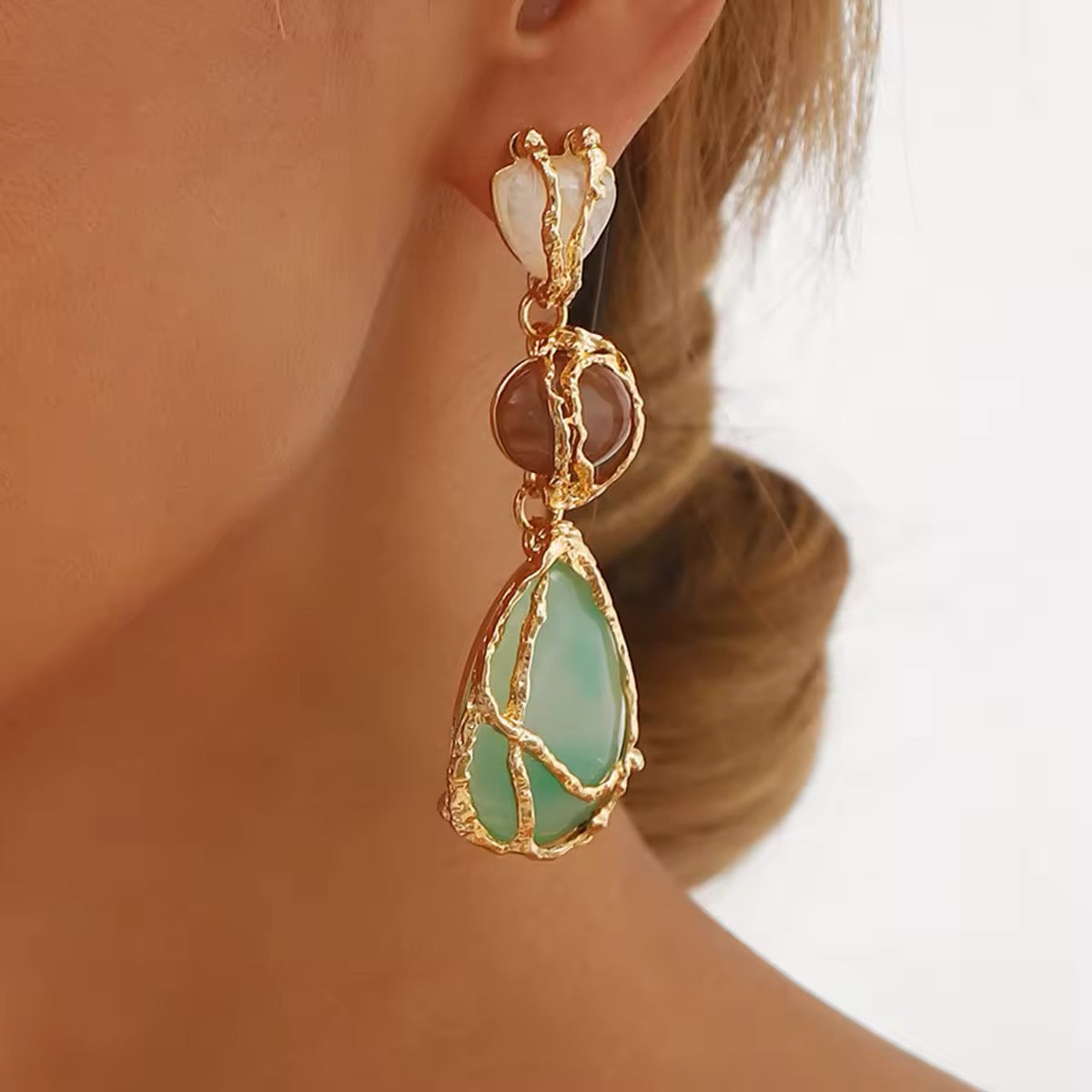 Women Fashion Handmade Weave Metal String Bag Green Natural Stone Dangle Earrings White Resin Waterdrop Earring Gothic Jewellery Accessory