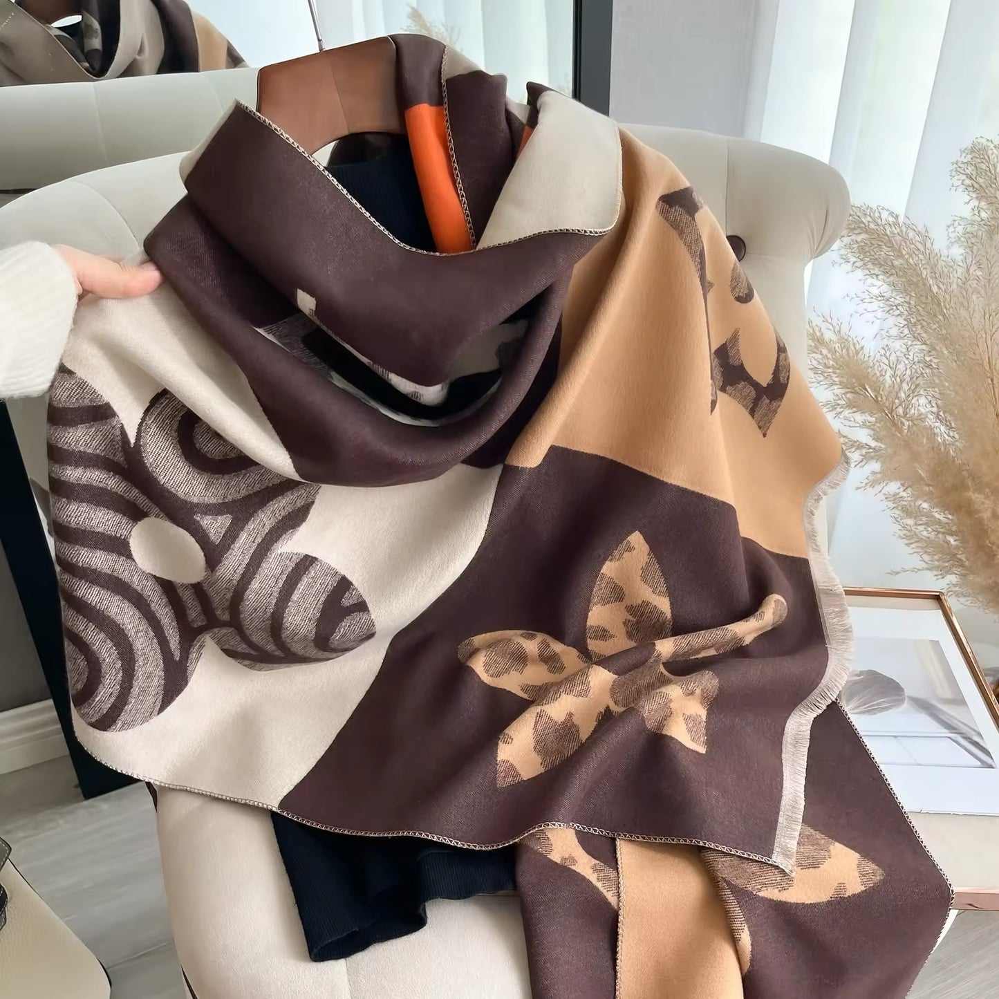 New Luxury Women Floral Cashmere Touch Flower Scarf - Warm Fringe Pashmina Shawl Bufanda UK