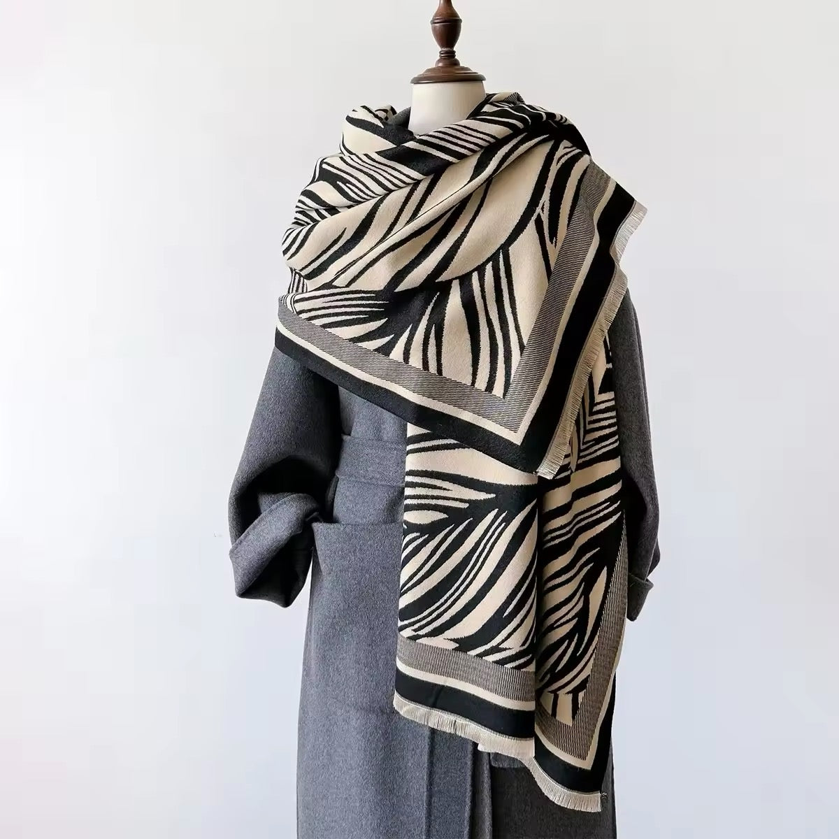 New Luxury Women Floral Cashmere Touch Leaves Print Scarf - Warm Fringe Pashmina Shawl Bufanda UK