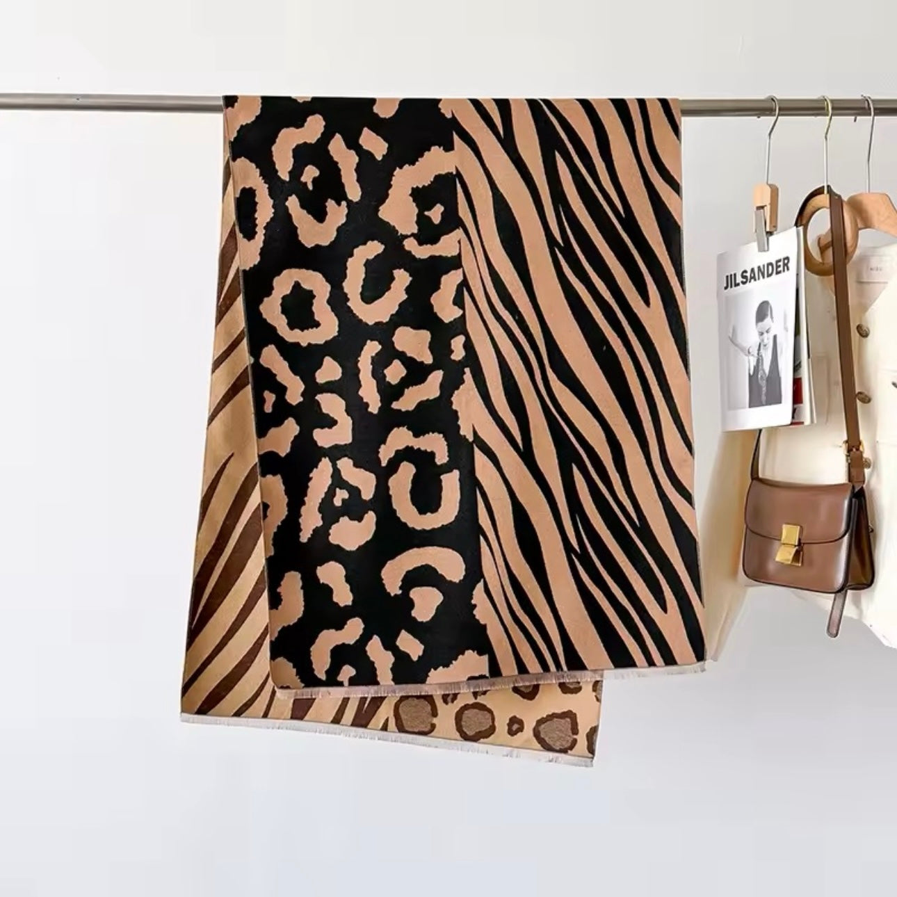 New Scarf Tiger and Leopard Print Scarf Thickened Animal Print Warm Cashmere Double Sided Scarves Luxury Pashmina Viscose Wool Fashion Shawl Women Allure UK